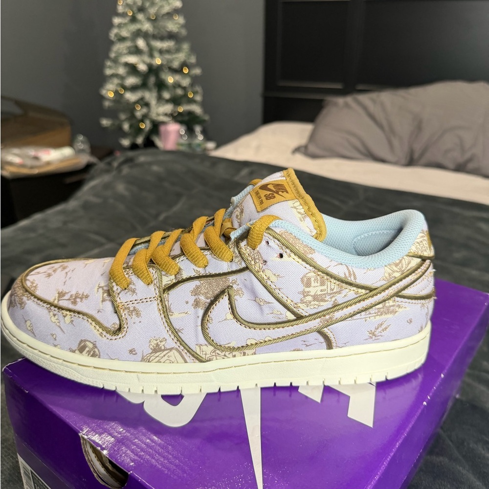 Nike SB Sneakers - Picture 4 of 8